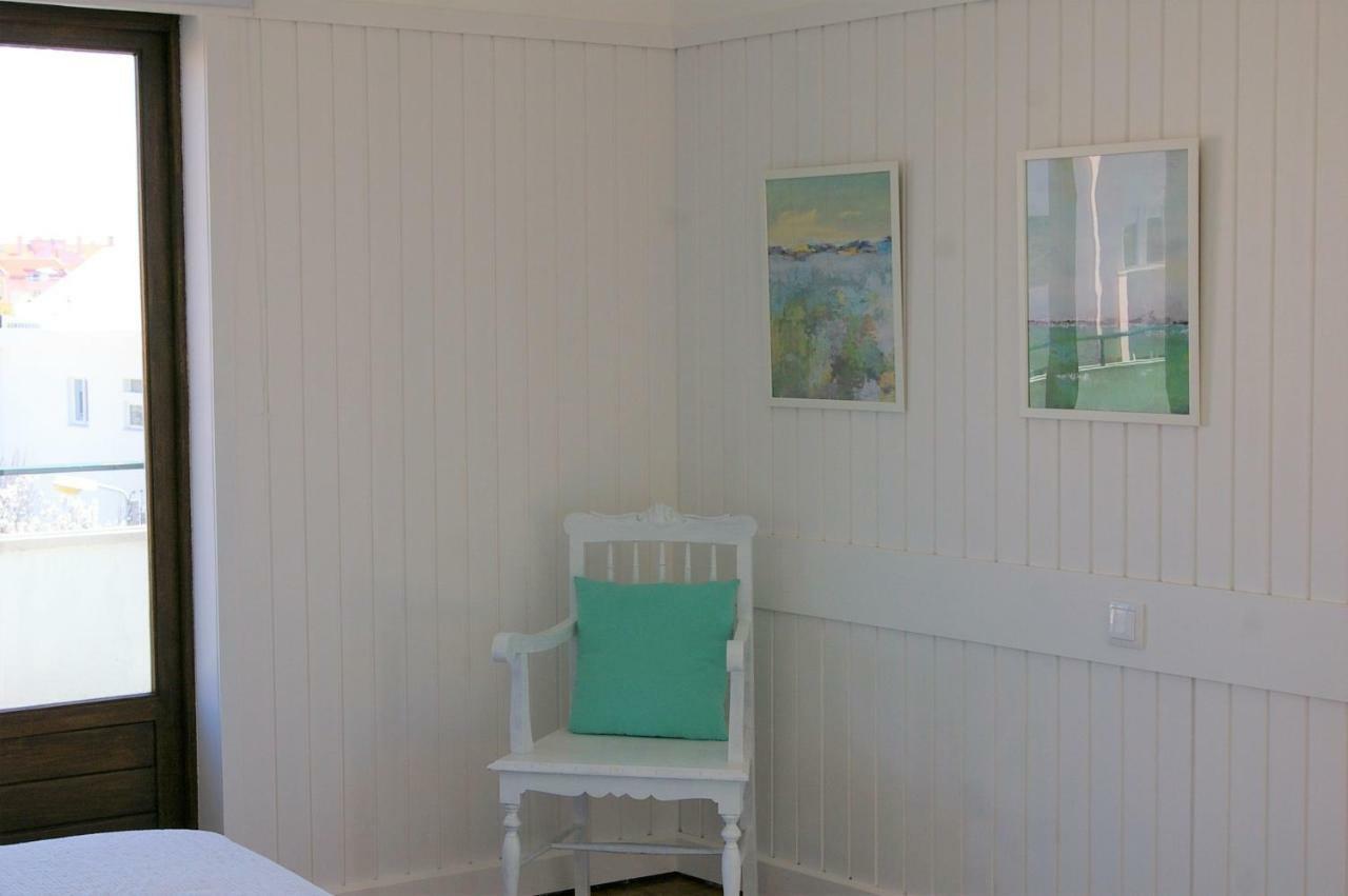 Blue Apartment Parede Beach House Εξωτερικό φωτογραφία